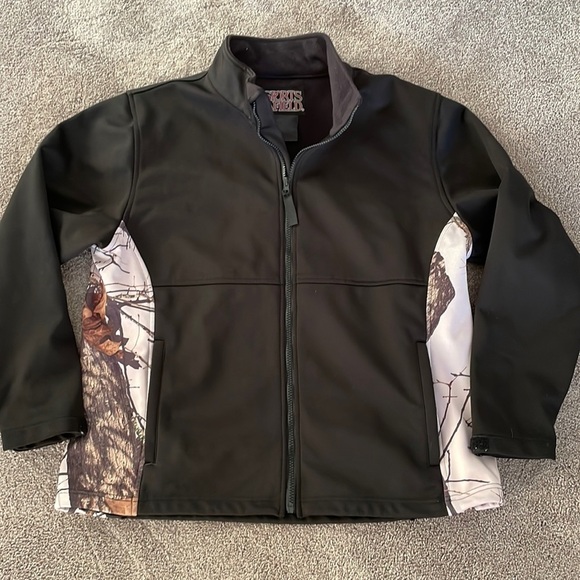 Sports Afield Pink Mossy Oak Camouflage Soft Shell Zipp-Up Jacket. - Picture 1 of 9